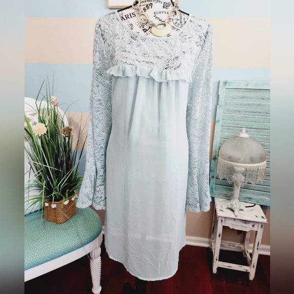 NWOT As U Wish Plus Size Powder Blue Lace Shift Dress - Picture 1 of 7
